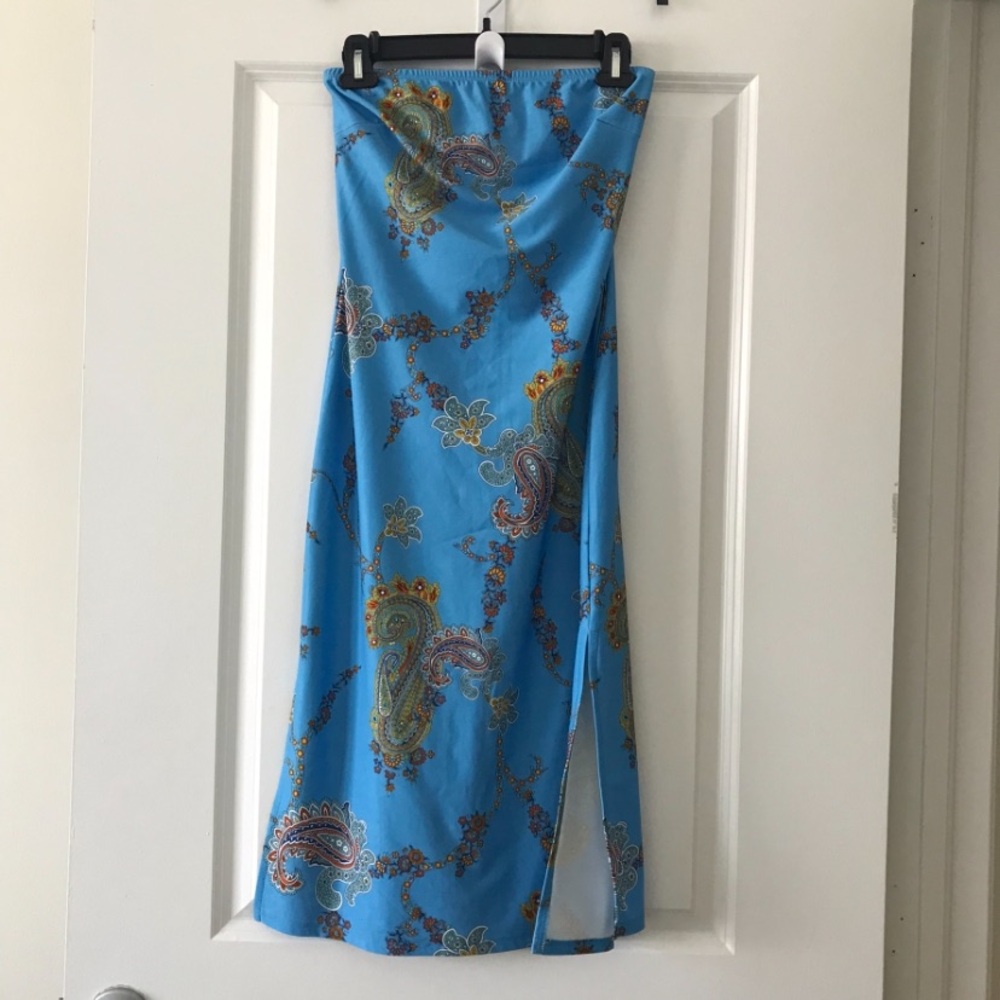 Paisley Blue strapless dress/cover-up Sz M